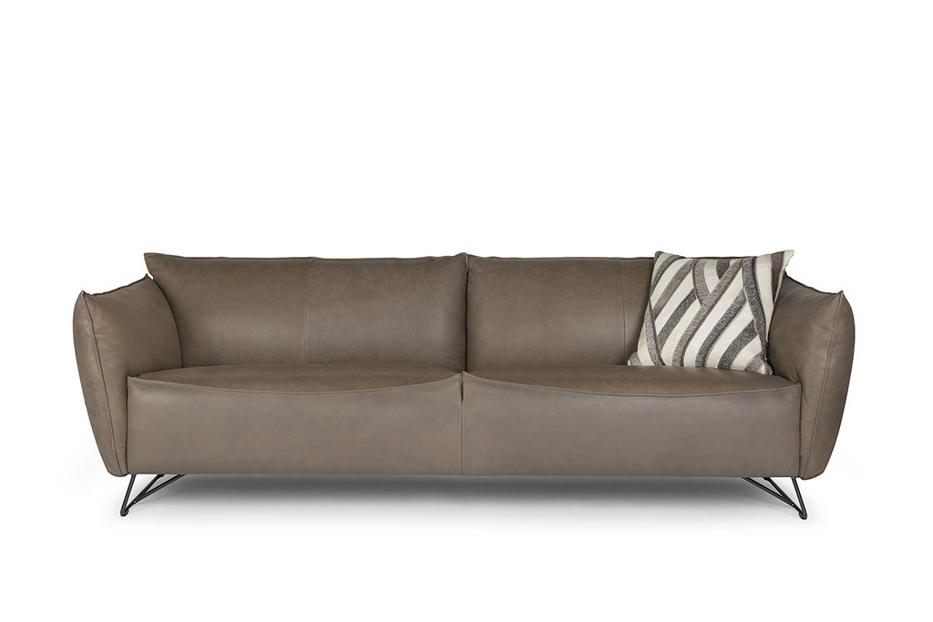 Nakup usnjene sedežne garniture