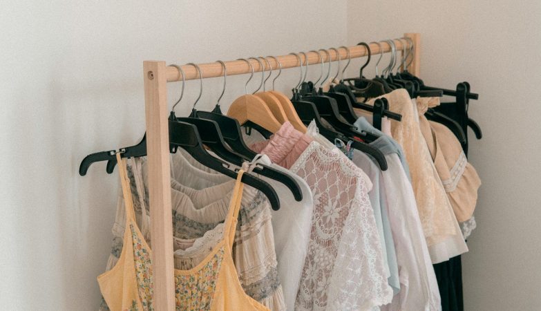 Izgrađivanje pouzdane kolekcije odeće za sve vremenske uslove
