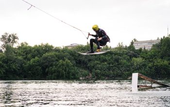 Vodeni sportovi i zabava: Šta spakovati u svoju torbu